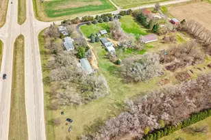 2280 Rock City Rd, Ridott, IL 61067 - Photo 21