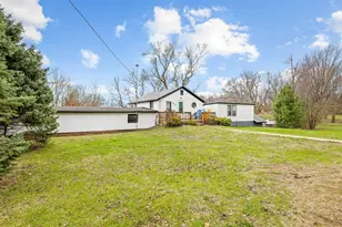 2280 Rock City Rd, Ridott, IL 61067 - Photo 11