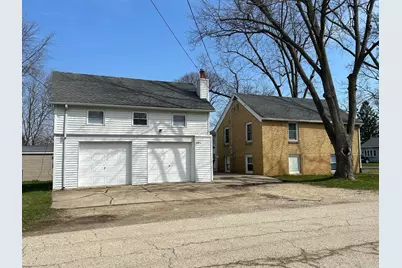 1121 8th Avenue, Belvidere, IL 61008 - Photo 1