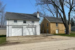 1121 8th Ave, Belvidere, IL 61008 - Photo 1