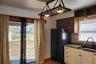 2342 17th Ave, Rockford, IL 61104 - Photo 5