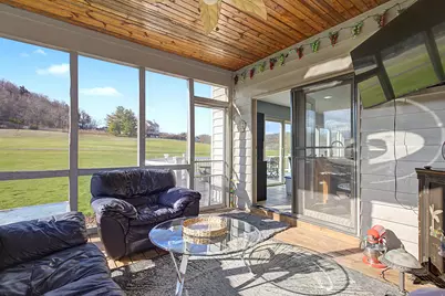 19 Walnut Hill Drive, Galena, IL 61036 - Photo 9
