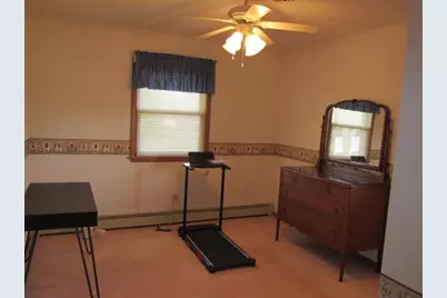 2337 Lynn Avenue, Freeport, IL 61032 - Photo 27