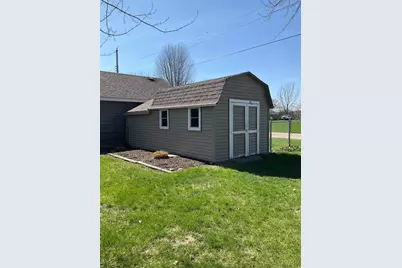 5199 Browns Beach Road, Rockford, IL 61103 - Photo 25