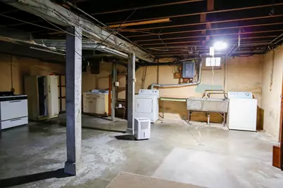 422 N Hennepin Avenue, Dixon, IL 61021 - Photo 27