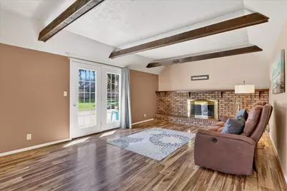 13615 Briarwood Lane, Roscoe, IL 61073 - Photo 15