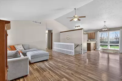 13615 Briarwood Lane, Roscoe, IL 61073 - Photo 9