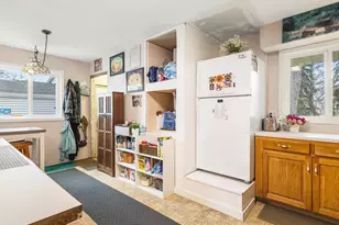 6127 Oak Dr, Byron, IL 61010 - Photo 11