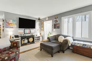 6127 Oak Dr, Byron, IL 61010 - Photo 9