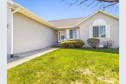 518 Breezeway Drive, Pearl City, IL 61062 - Photo 3