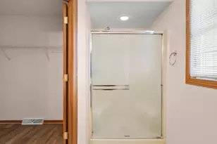 518 Breezeway Dr, Pearl City, IL 61062 - Photo 19