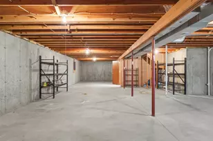 518 Breezeway Dr, Pearl City, IL 61062 - Photo 29