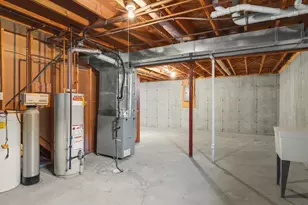 518 Breezeway Dr, Pearl City, IL 61062 - Photo 27