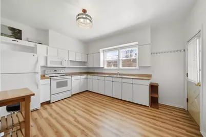 324 E 2nd Street, Dixon, IL 61021 - Photo 9