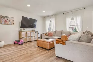 8311 Woodbridge Ln, Machesney Park, IL 61115 - Photo 5