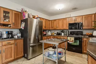 8319 Woodbridge Ln, Machesney Park, IL 61115 - Photo 11