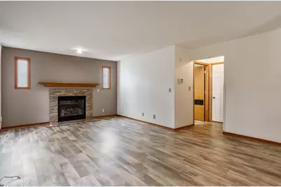 8319 Woodbridge Lane, Machesney Park, IL 61115 - Photo 9