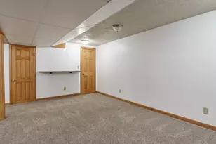 8319 Woodbridge Ln, Machesney Park, IL 61115 - Photo 35