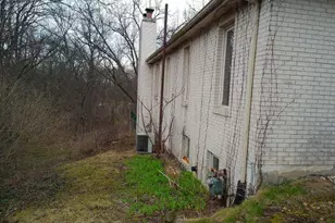 8046 Harvest Hill Dr, Roscoe, IL 61073 - Photo 5