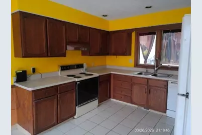 8046 Harvest Hill Drive, Roscoe, IL 61073 - Photo 11