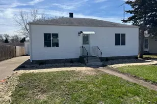 3032 Gladstone Ave, Rockford, IL 61101 - Photo 1