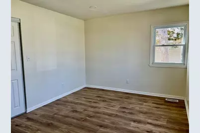 3032 Gladstone Avenue, Rockford, IL 61101 - Photo 7