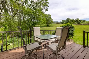 10 Farmstead Dr, Galena, IL 61036 - Photo 9