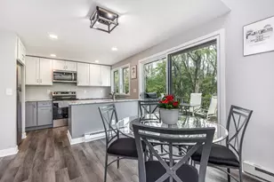 10 Farmstead Dr, Galena, IL 61036 - Photo 5