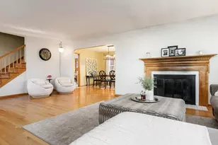 925 Westchester Dr, Rockford, IL 61107 - Photo 11