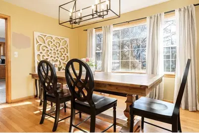 925 Westchester Drive, Rockford, IL 61107 - Photo 19