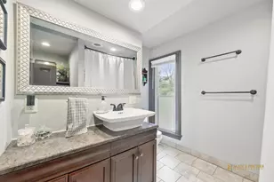 2522 E State St, Rockford, IL 61107 - Photo 15