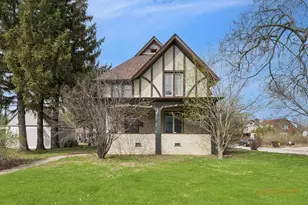 2522 E State St, Rockford, IL 61107 - Photo 1