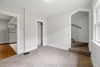 2119 Douglas Street, Rockford, IL 61103 - Photo 9