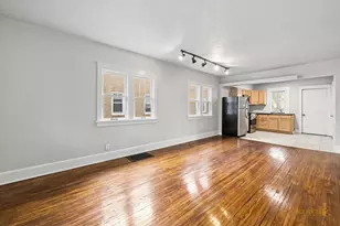 2119 Douglas St, Rockford, IL 61103 - Photo 3