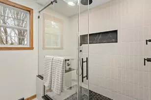 8027 Barclay Rd, Rockford, IL 61102 - Photo 31