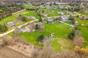 8027 Barclay Rd, Rockford, IL 61102 - Photo 63