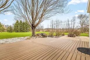 8027 Barclay Rd, Rockford, IL 61102 - Photo 49