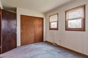 8512 Mildred Rd, Machesney Park, IL 61115 - Photo 17