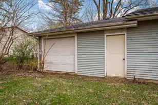 8512 Mildred Rd, Machesney Park, IL 61115 - Photo 35