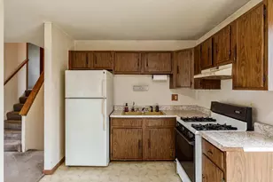 8512 Mildred Rd, Machesney Park, IL 61115 - Photo 11