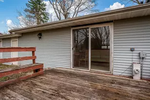 8512 Mildred Rd, Machesney Park, IL 61115 - Photo 29