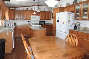 537 Park Ave, Belvidere, IL 61008 - Photo 7