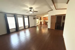 537 Park Ave, Belvidere, IL 61008 - Photo 17
