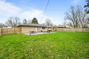 822 Prestwick Pkwy, Rockford, IL 61107 - Photo 35