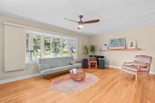 822 Prestwick Pkwy, Rockford, IL 61107 - Photo 3