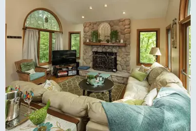 2 Cumberland, Galena, IL 61036 - Photo 3