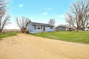 208 W Garfield St, Pearl City, IL 61062 - Photo 27