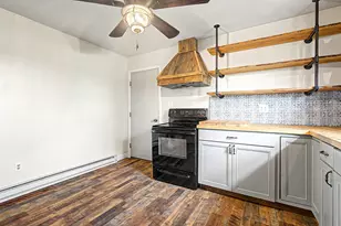 208 W Garfield St, Pearl City, IL 61062 - Photo 5