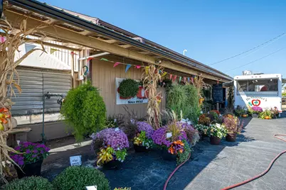 1706 S Baileyville Road, Freeport, IL 61032 - Photo 5