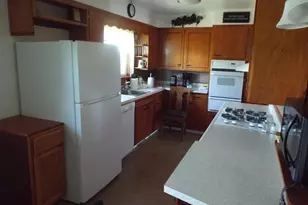 475 W Columbia Ave, Stockton, IL 61085 - Photo 5